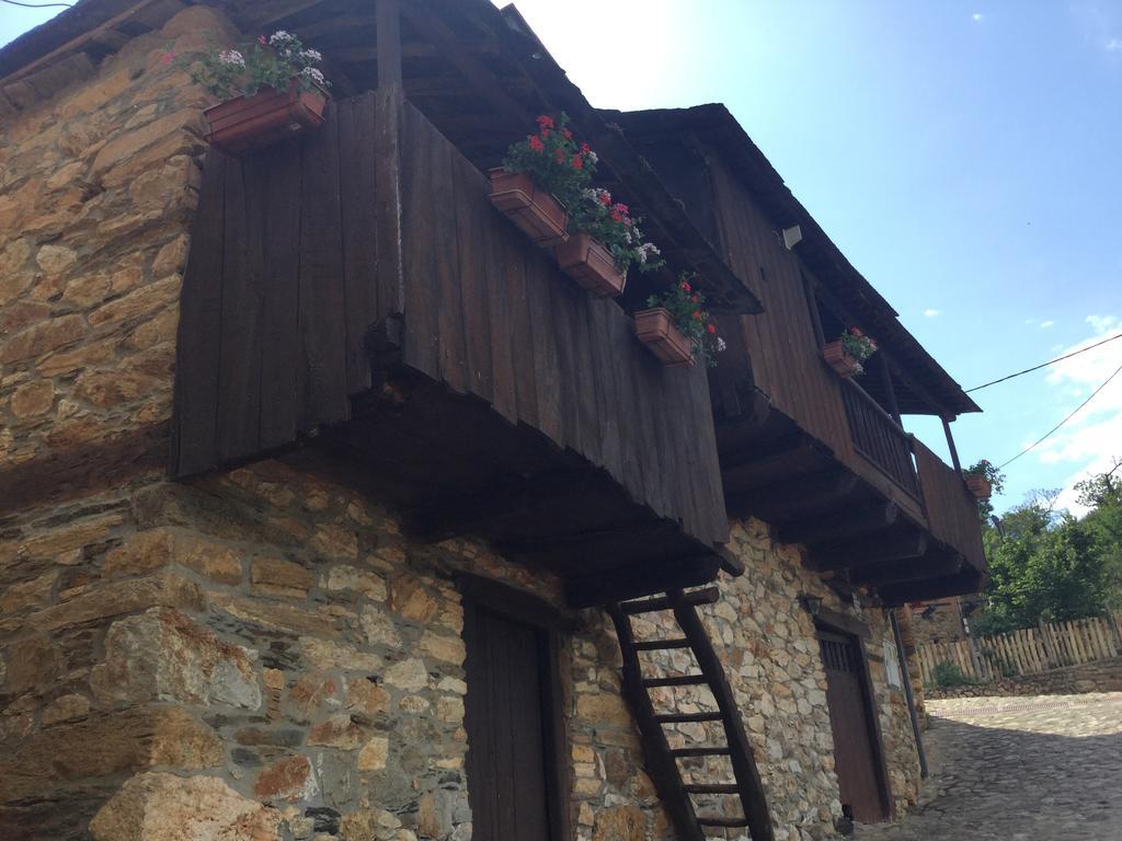 Hotel Rural El Lagar De Las Médulas Orellán Exterior foto